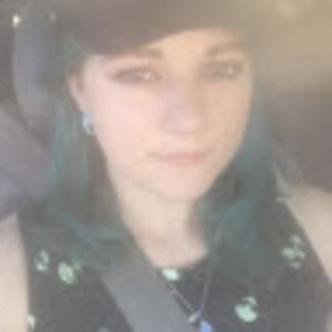 Meet your Posher, Laurie